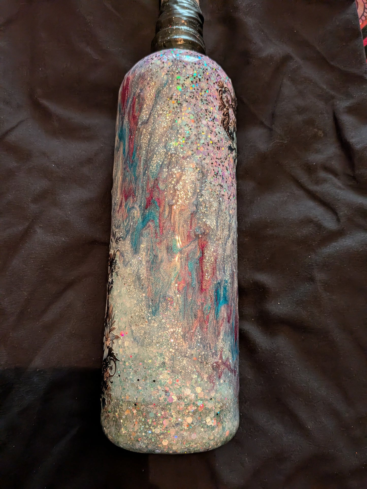 25 oz Alice in Wonderland