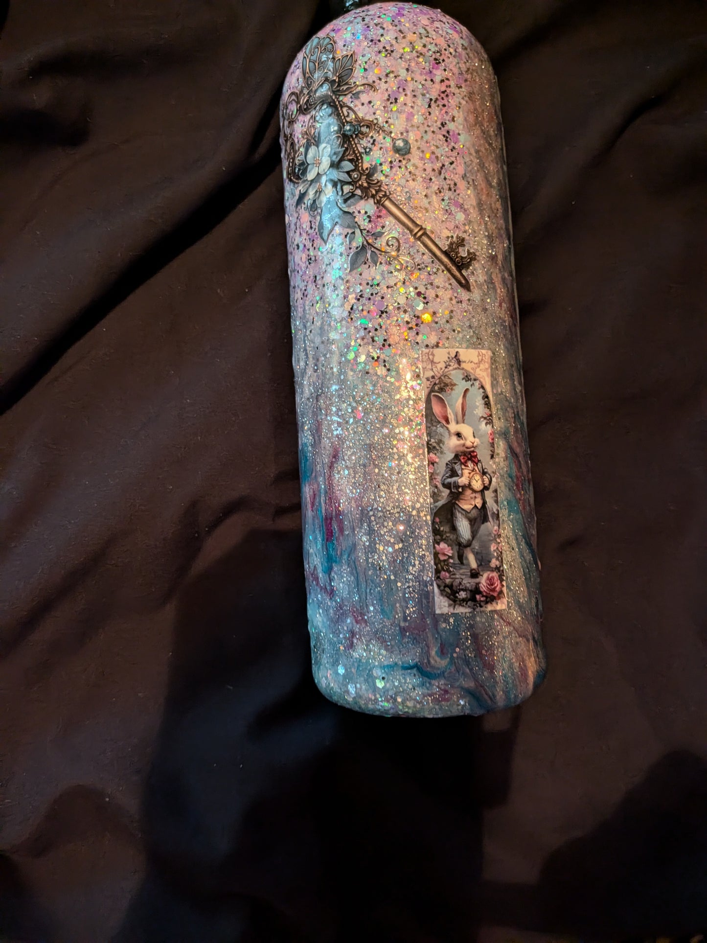 25 oz Alice in Wonderland